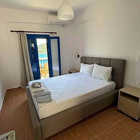 Keramos Hotell